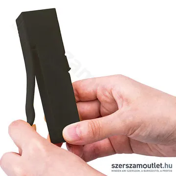 OLFA LBB Penge 18mm | keskenyebb élszögű | tördelhető | akasztófüles tokban [30db] (LBB-30B)