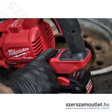 MILWAUKEE M18 ONEFHIWF1D-0C Akkus ütvecsavarozó, koffer (1