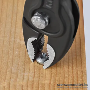 KNIPEX TwinGrip Csúszócsuklós fogó kétkomponensű nyéllel 200mm (82 02 200)