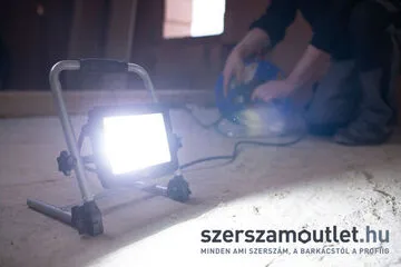 BRENNENSTUHL EL 4050 M mobil LED hálózati munkalámpa (50W/4500lm) (1171960503)