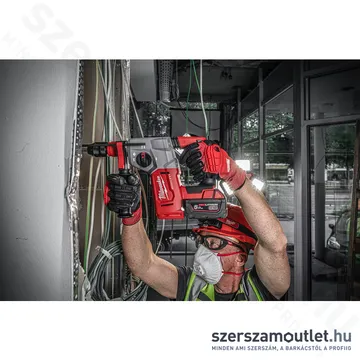 MILWAUKEE M18 BLHX-0X Akkus fúró-vésőkalapács FIXTEC tokmány, HD koffer (18V) (Akku és töltő nélkül)