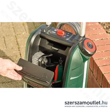 BOSCH Fontus II Akkus kültéri mosó 20bar, 15l 18V (2,5Ah akku és töltő)