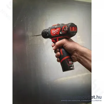 MILWAUKEE M12 BDD-201C Akkus fúró-csavarbehajtó kofferben (1x2,0Ah/12V)