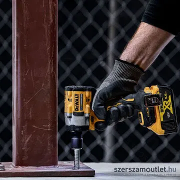 DEWALT DCF922N-XJ Szénkefementes akkus ütvecsavarozó (18V) (1/2