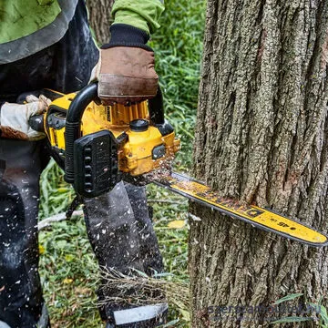 DEWALT DCMCS574N-XJ Akkus láncfűrész szénkefementes (54V/45cm) (Akku és töltő nélkül!)