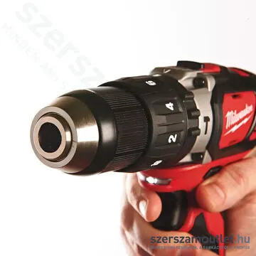 MILWAUKEE M18 BPD-402C Akkus ütvefúró-csavarozó kofferben (2x4,0Ah/18V) (4933443520)