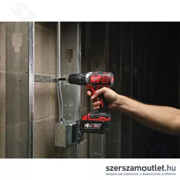 MILWAUKEE M18 BPD-402C Akkus ütvefúró-csavarozó kofferben (2x4,0Ah/18V) (4933443520)