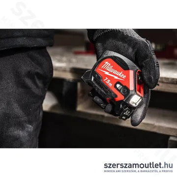MILWAUKEE Mágneses mérőszalag LED lámpával 7,5m/30mm (4932492469)