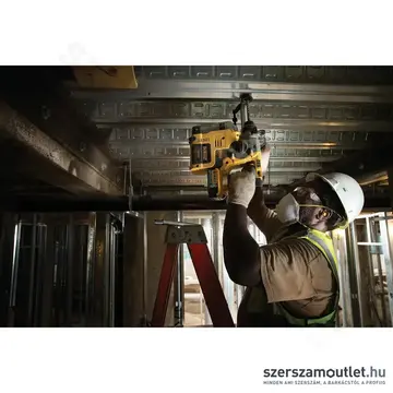 DEWALT DCK422P3-QW Szénkefemente 4 részes akkus gépszett DS150 & DS300 kofferben (3x5,0Ah/18V)