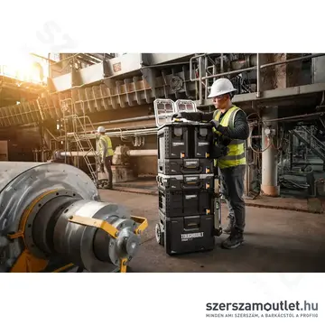 TOUGHBUILT B1-B-50 StackTech Nagy szerszámosláda 53,3x40,6x29,7cm (TB-B1-B-50)
