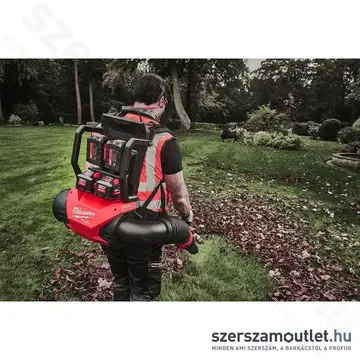 MILWAUKEE M18 F2BPB-0 Dupla akkumulátoros háti lombfúvó (18V) (Akku és töltő nélkül!)