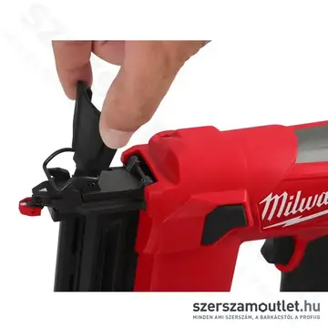 MILWAUKEE M12 FCN18GS-202X Akkus egyenes szegbelövő HD kofferben (2x2,0Ah/12V)