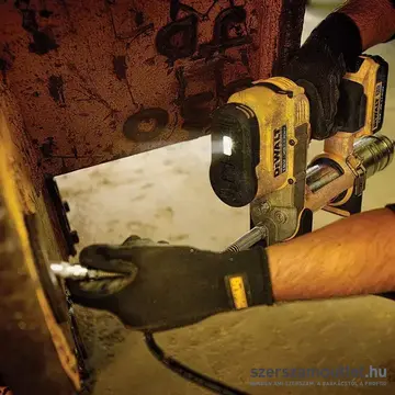 DEWALT Akkus zsírzópisztoly 690bar, 400g, 1m (Akku és töltő nélkül!)