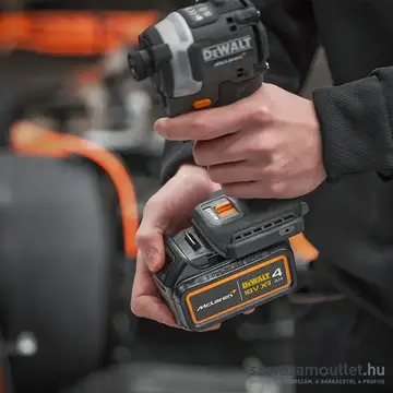 DEWALT X MCLAREN 18V XR KÉSZLET: DCD85M + DCF85M + 2x 5Ah akku + DCB1104 4A töltő, TSTAK II koffer