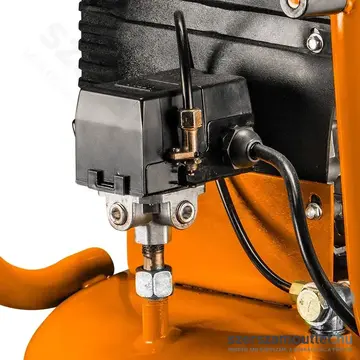 NEO TOOLS Kompresszor, 40l, álló, 8bar, 184l/perc, 2 nyomásmérő, olajkenésű, 1500W/230V