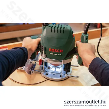 BOSCH POF 1400 ACE Felsőmaró kofferben +6 részes marókészlet (1400W/6-8mm) (060326C801)