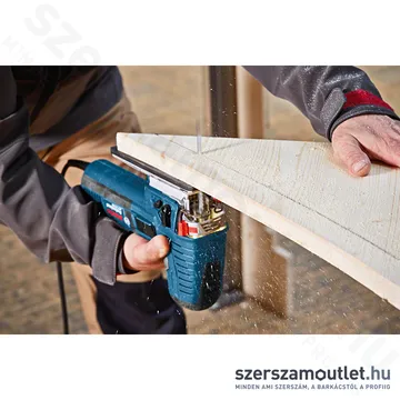 BOSCH GST 160 CE Szúrófűrész L-Boxxban (800W/160mm) (0601517000)