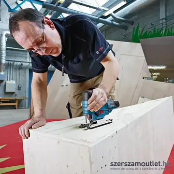 BOSCH GST 12V-70 Akkus szúrófűrész (12V) (Akku és töltő nélkül!) (06015A1001)