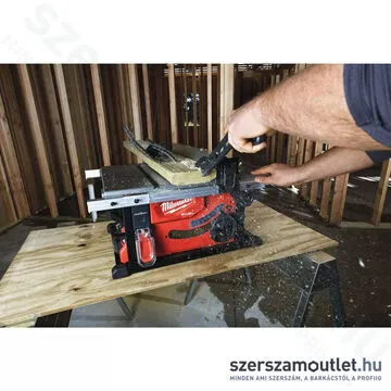 MILWAUKEE M18 FTS210-0 Akkus szénkefementes asztali körfűrész (Akku és töltő nélkül!)