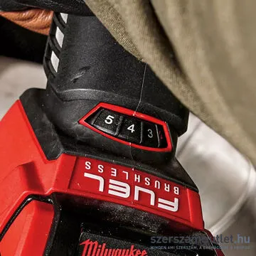 MILWAUKEE M18 FSAGV125XB-0X Akkus sarokcsiszoló, HD koffer (18V/125mm) (Akku és töltő nélkül!)