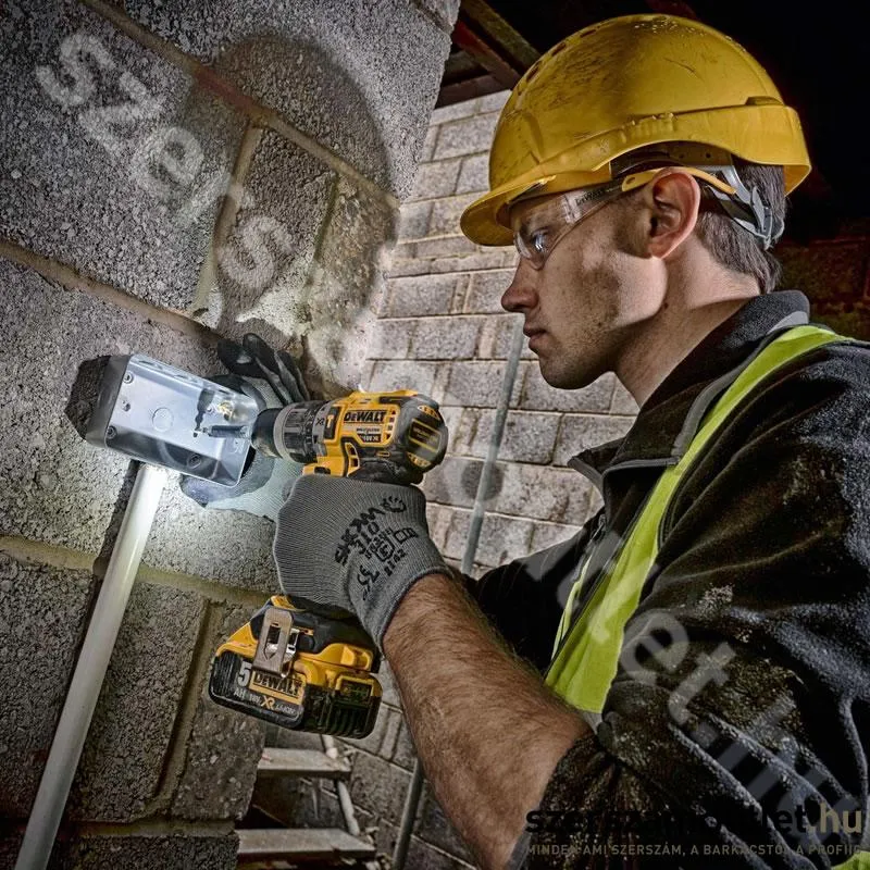 DEWALT DCD796NT-XJ Szénkefementes akkus ütvefúró-csavarozó TSTAK tárolóban (18V) (Akku és töltő nélk