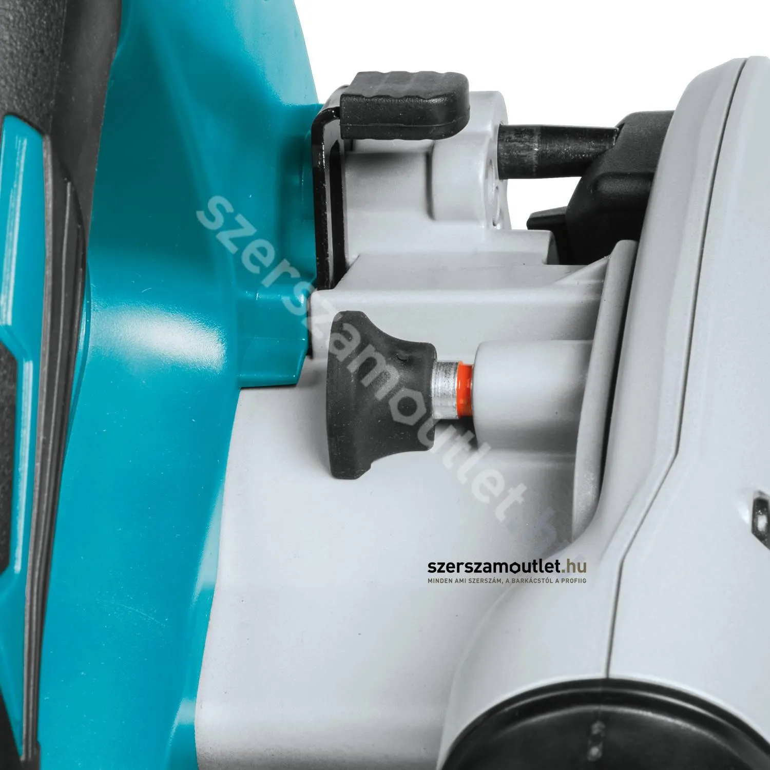 MAKITA DSP601ZU Akkus szénkefementes merülő körfűrész (36V/165mm) (Akku és töltő nélkül)
