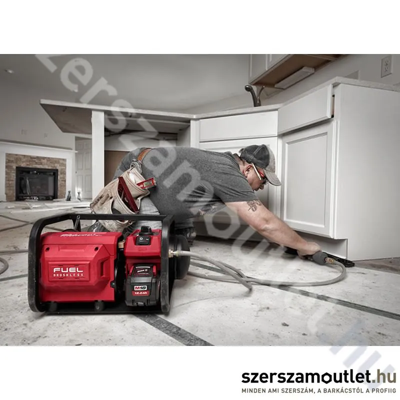 MILWAUKEE M18 FAC-0 Akkus légkompresszor (18V/7,6l) (Akku és töltő nélkül!) (4933472166)