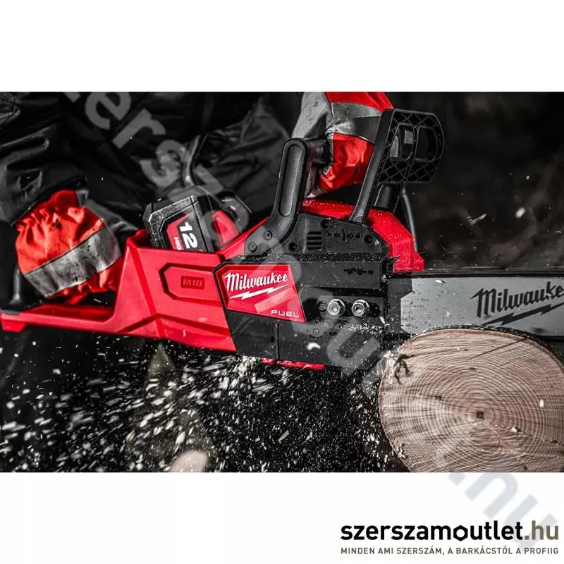 MILWAUKEE M18 FCHSC-0 Akkus szénkefementes láncfűrész (18V/30cm) (Akku és töltő nélkül)
