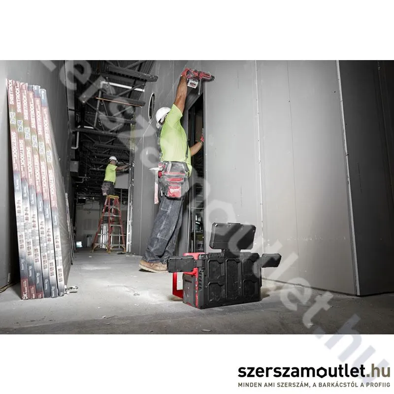MILWAUKEE M18 POALC-0 PACKOUT Akkus térmegvilágító lámpa és töltő (18V) (Akku nélkül!) (4933478120)