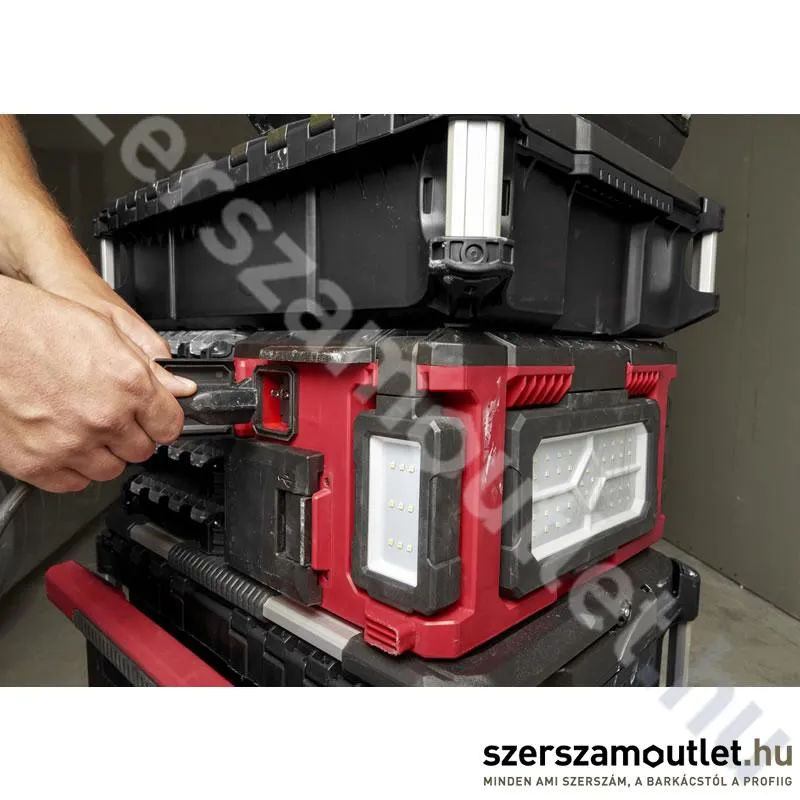 MILWAUKEE M18 POALC-0 PACKOUT Akkus térmegvilágító lámpa és töltő (18V) (Akku nélkül!) (4933478120)