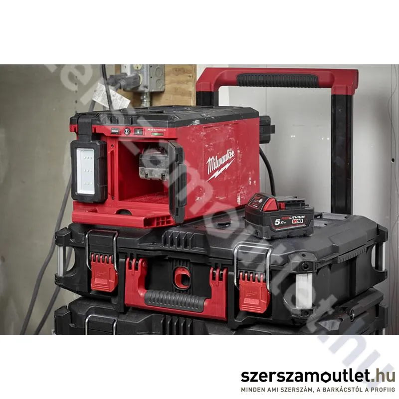 MILWAUKEE M18 POALC-0 PACKOUT Akkus térmegvilágító lámpa és töltő (18V) (Akku nélkül!) (4933478120)